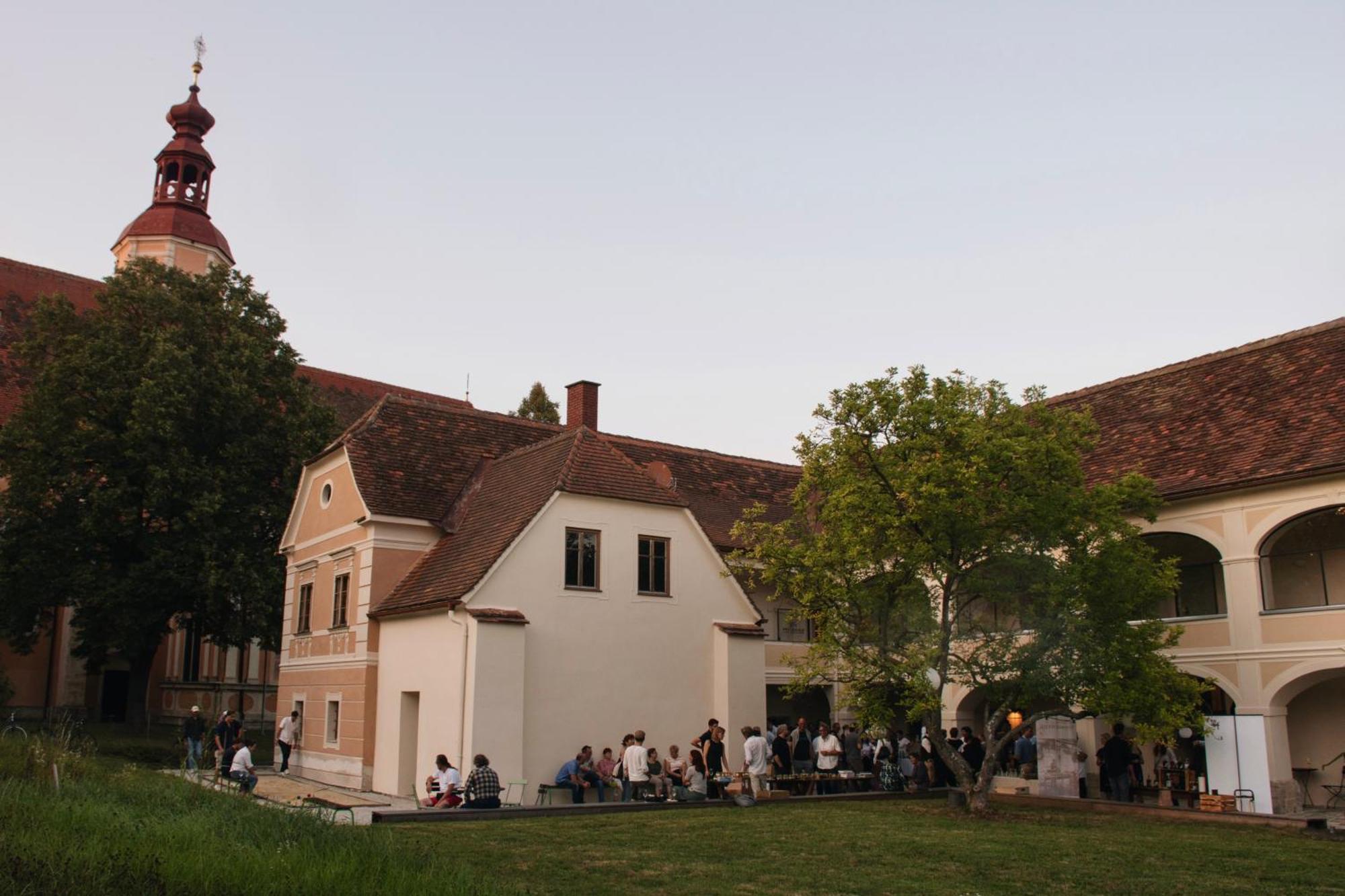 Hotel Der Pfarrhof à Hartberg Extérieur photo